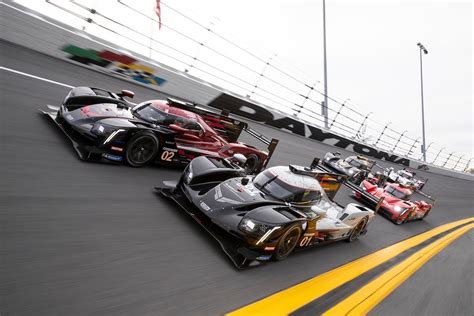 rolex 24 drivers per car